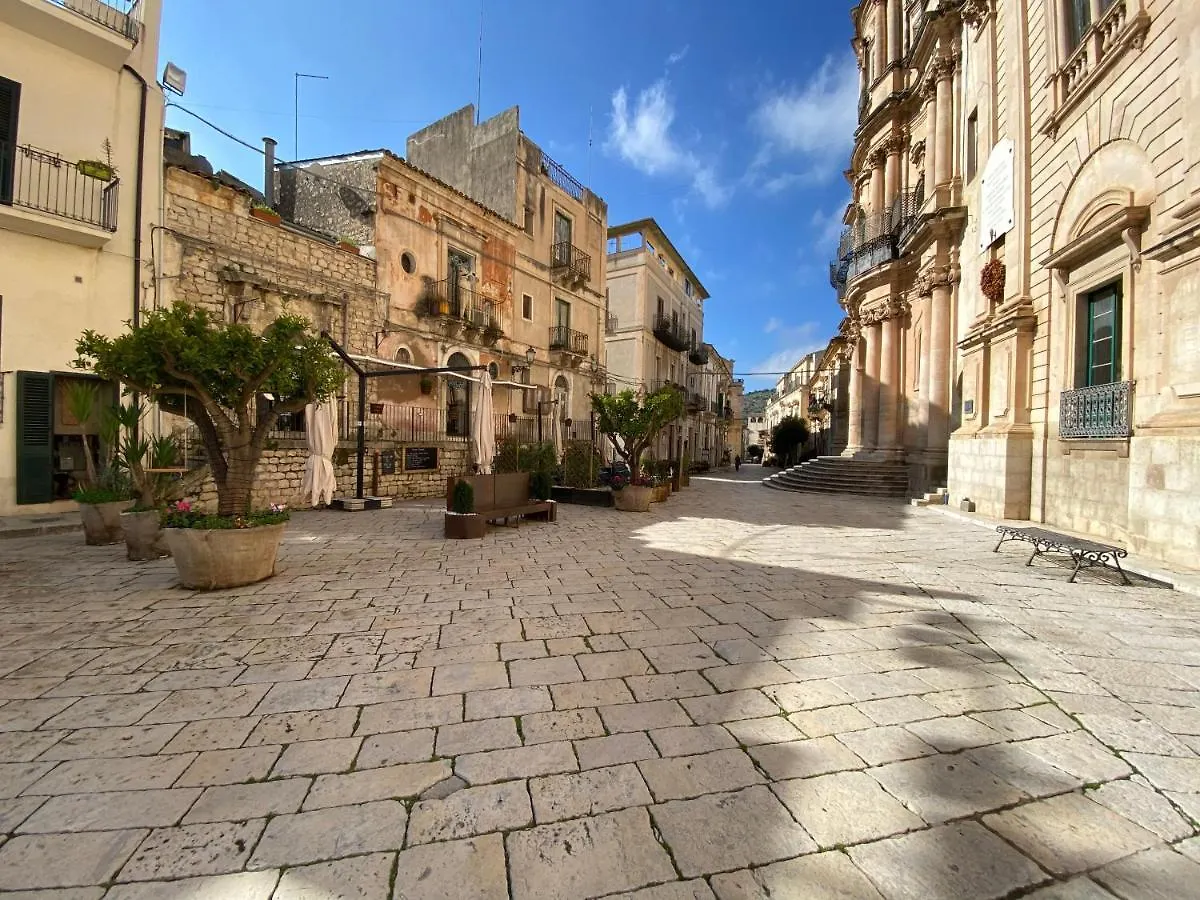 Mareantico Shabby Apartment Sampieri 0*,