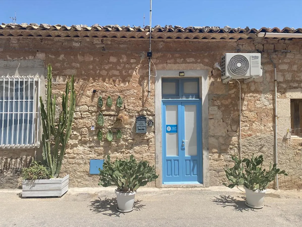 Mareantico Shabby Apartment Sampieri